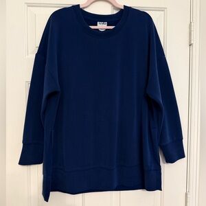 women’s navy super soft crewneck pullover - arula!